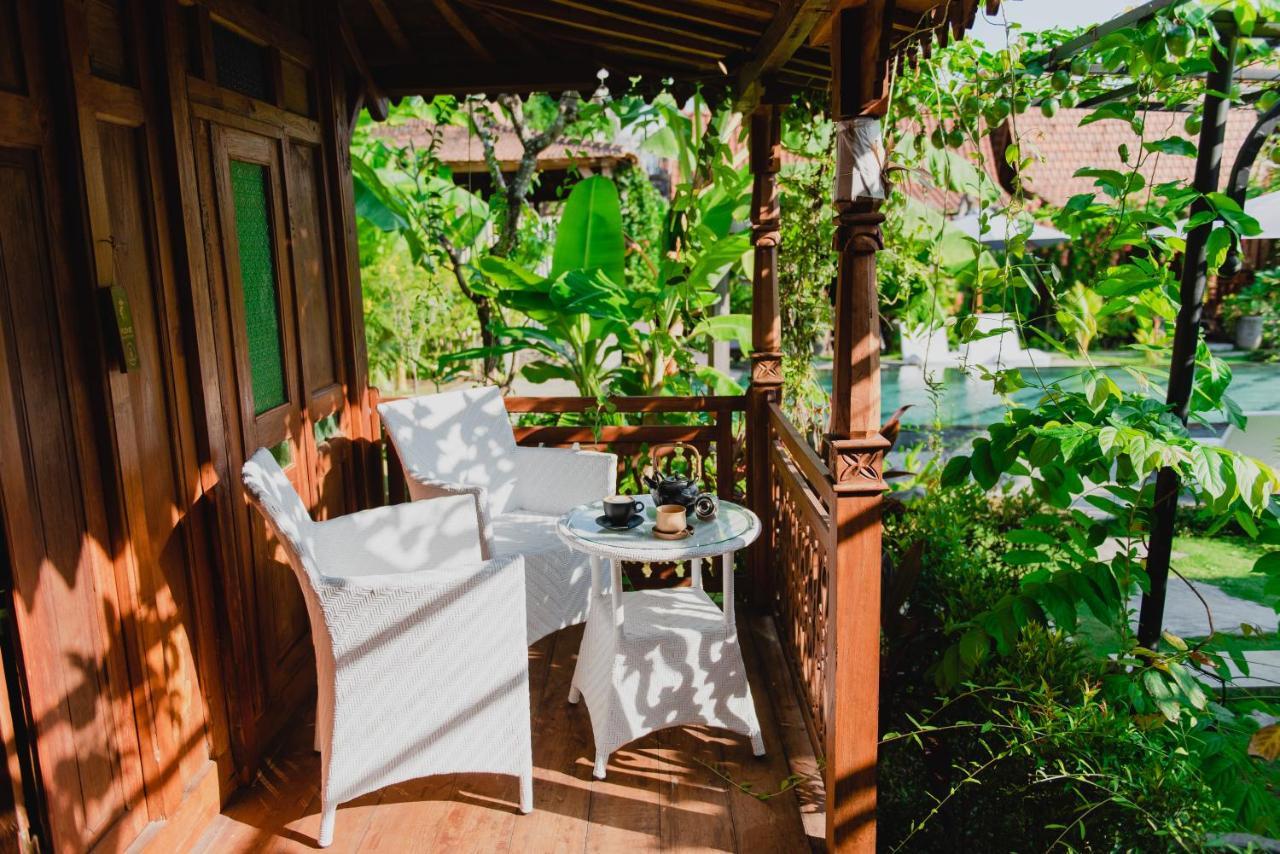 Moson Villa Legian エクステリア 写真