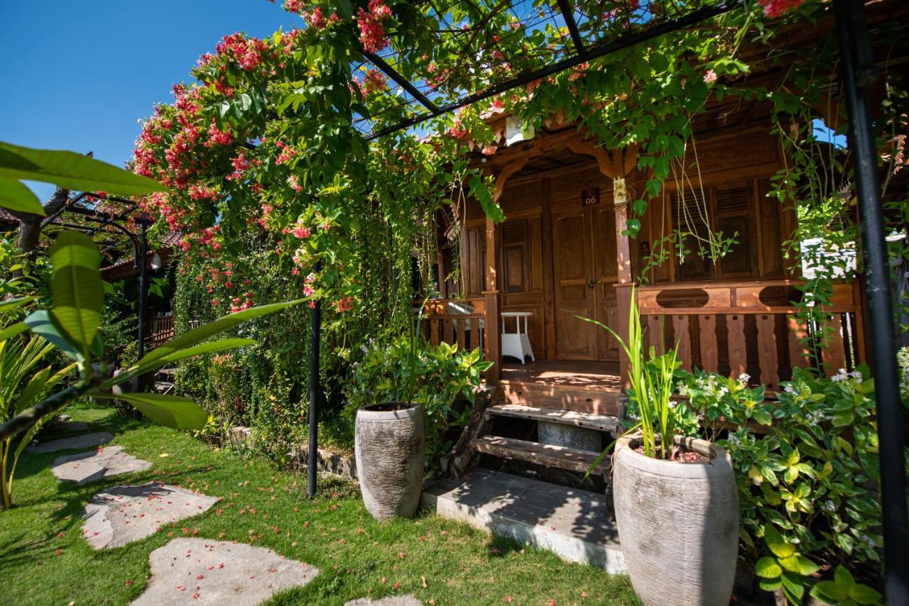 Moson Villa Legian エクステリア 写真