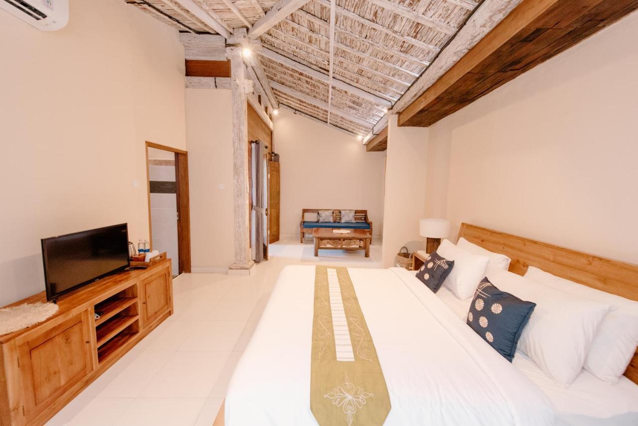 Moson Villa Legian エクステリア 写真