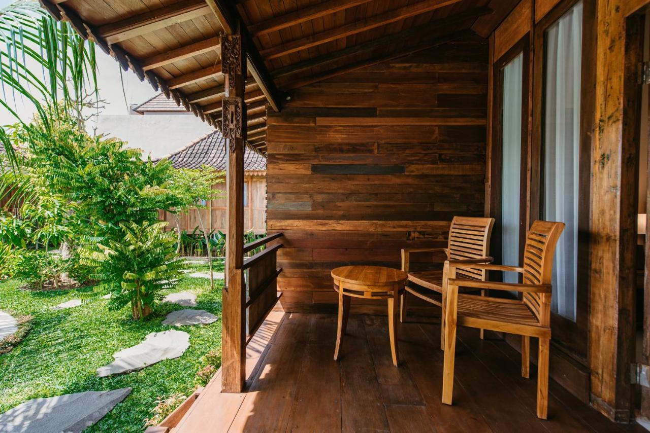 Moson Villa Legian エクステリア 写真