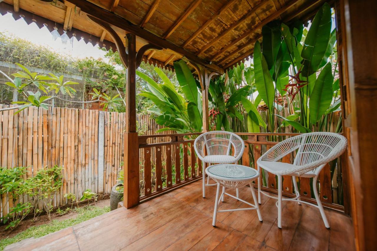 Moson Villa Legian エクステリア 写真