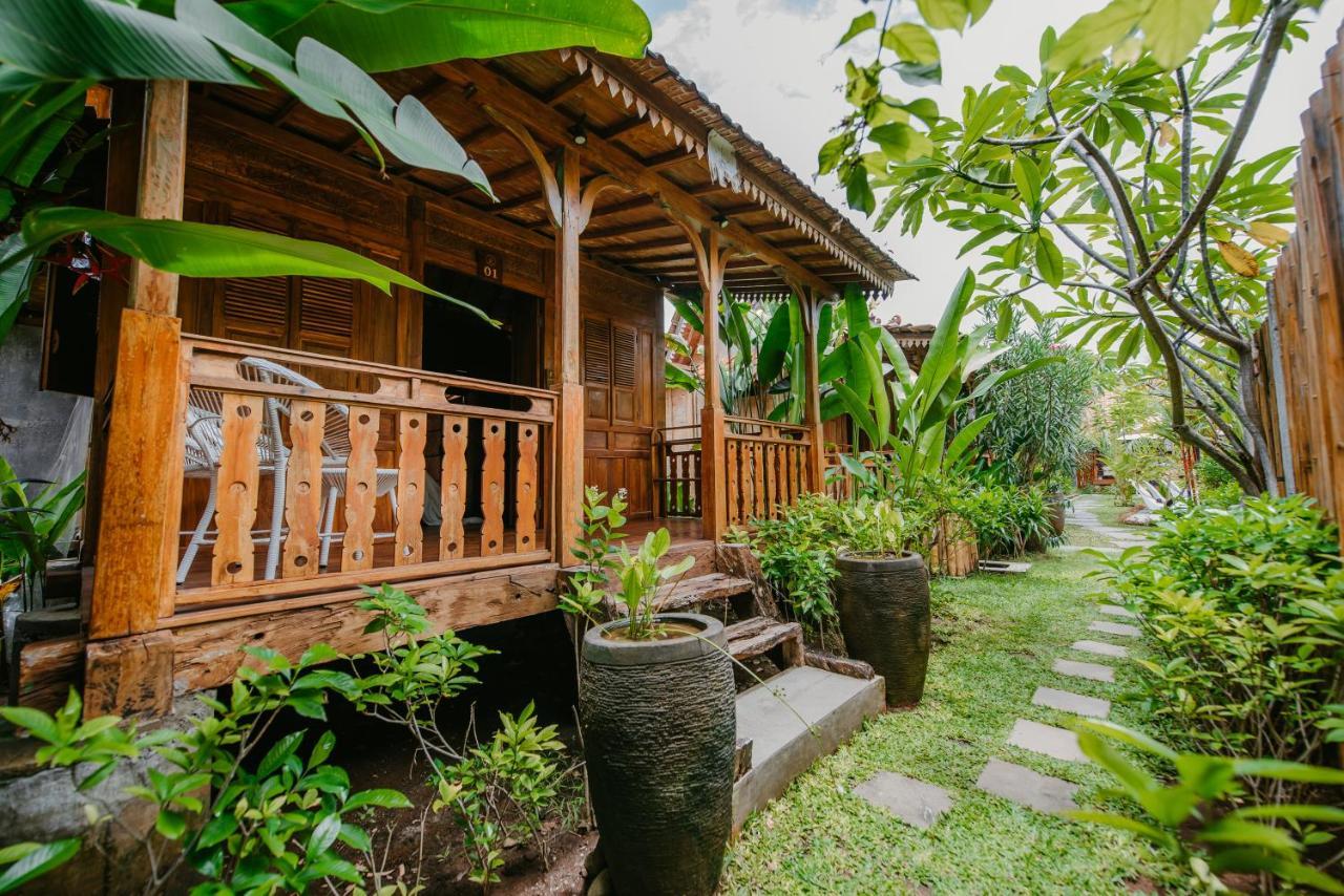 Moson Villa Legian エクステリア 写真