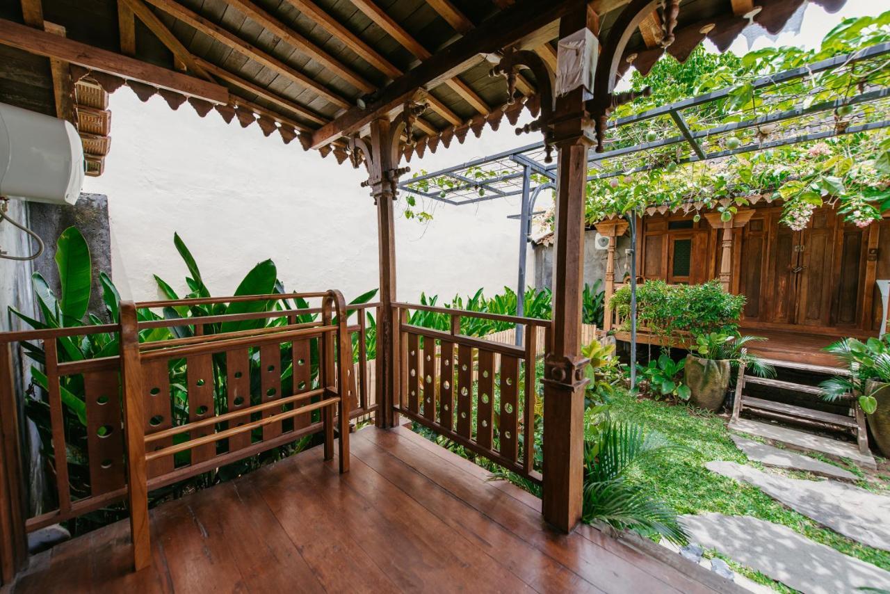 Moson Villa Legian エクステリア 写真