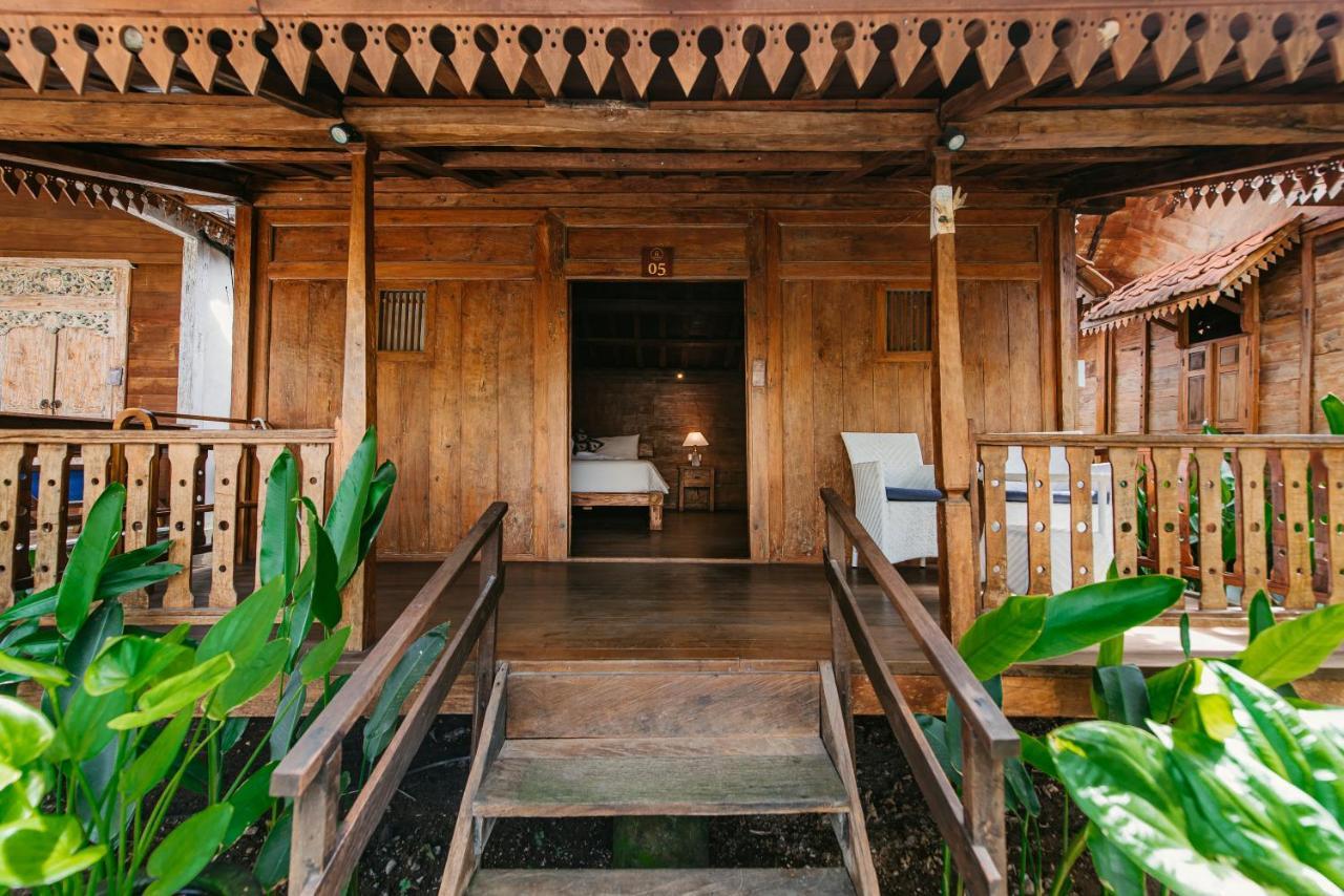 Moson Villa Legian エクステリア 写真