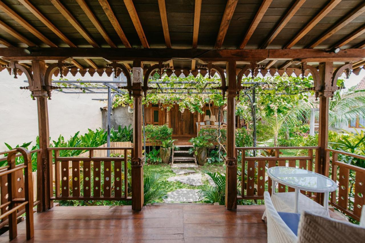 Moson Villa Legian エクステリア 写真