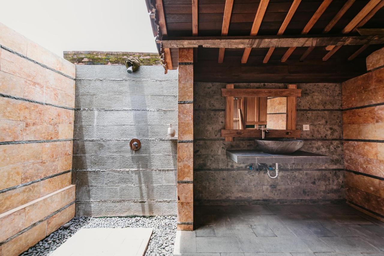 Moson Villa Legian エクステリア 写真